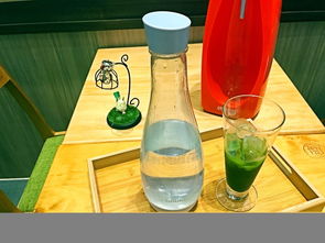 毁人不倦 我用 奇怪的气泡液体 把网红饮料店都调戏个了遍